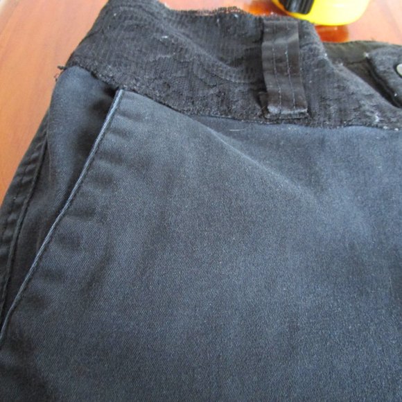 Kik girl black low rise street jeans Size 3, 29x28". Lace satin trim. 90s-2k. - Picture 13 of 15